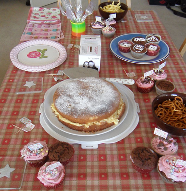 homemade cakes for teafest and brain tumour support